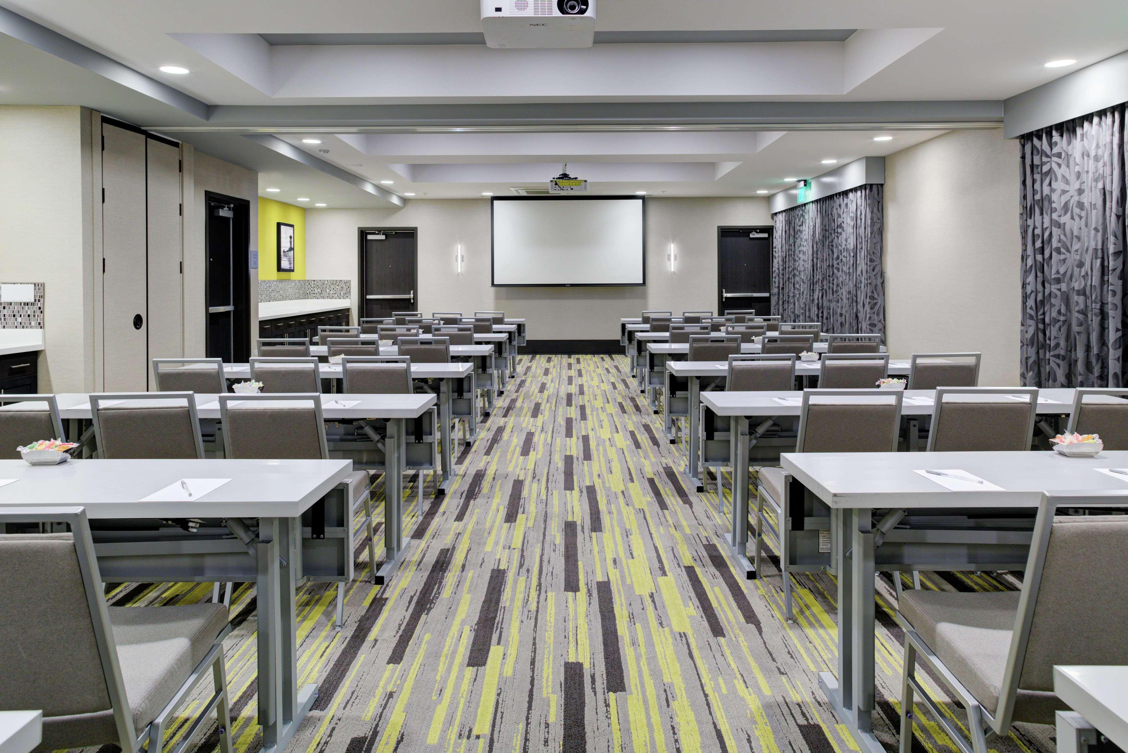 Hampton Inn & Suites Irvine/Orange County Airport Экстерьер фото