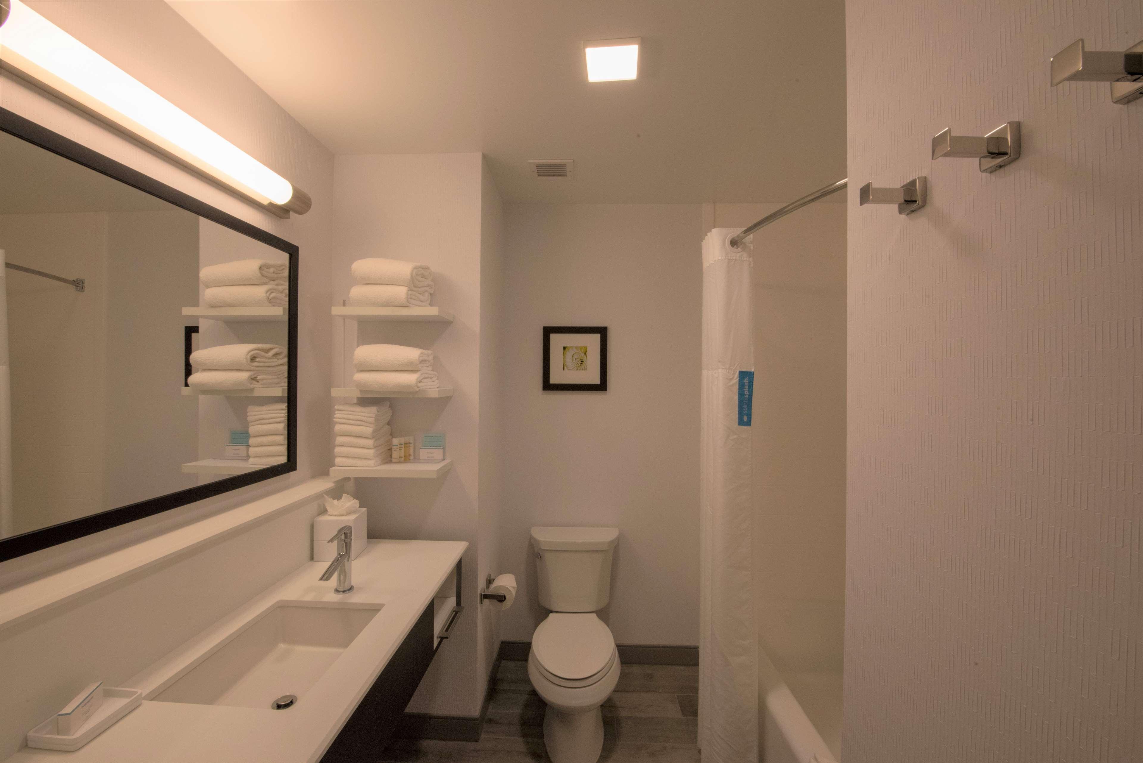 Hampton Inn & Suites Irvine/Orange County Airport Экстерьер фото