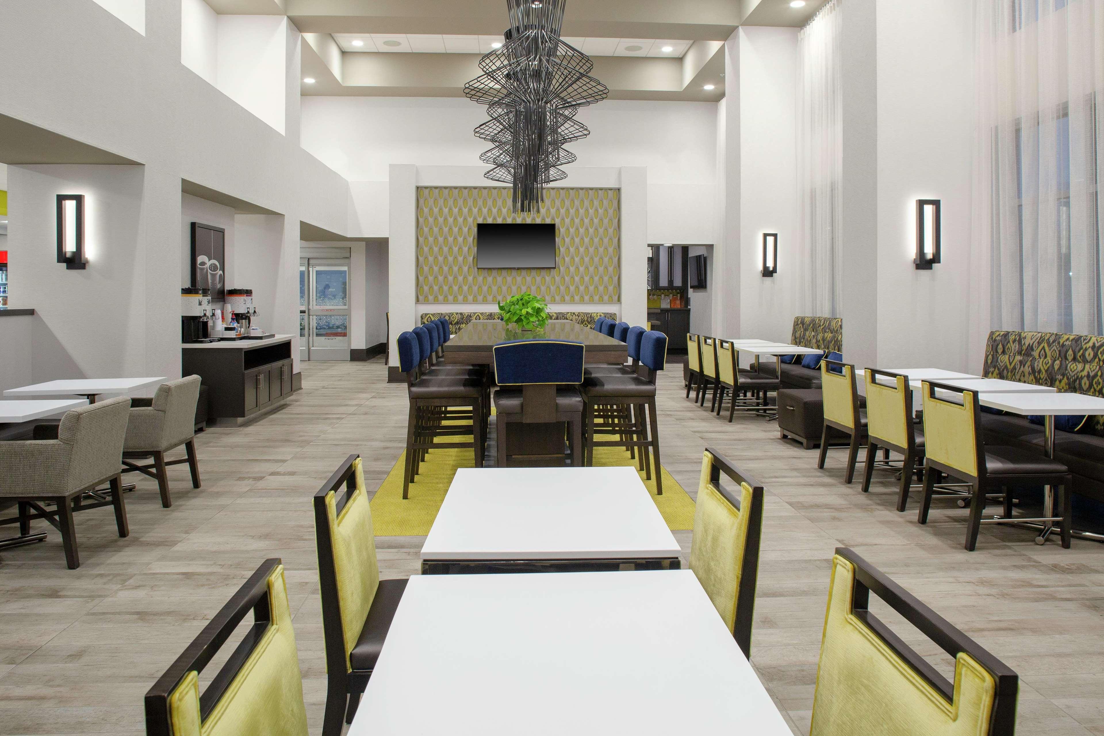 Hampton Inn & Suites Irvine/Orange County Airport Экстерьер фото