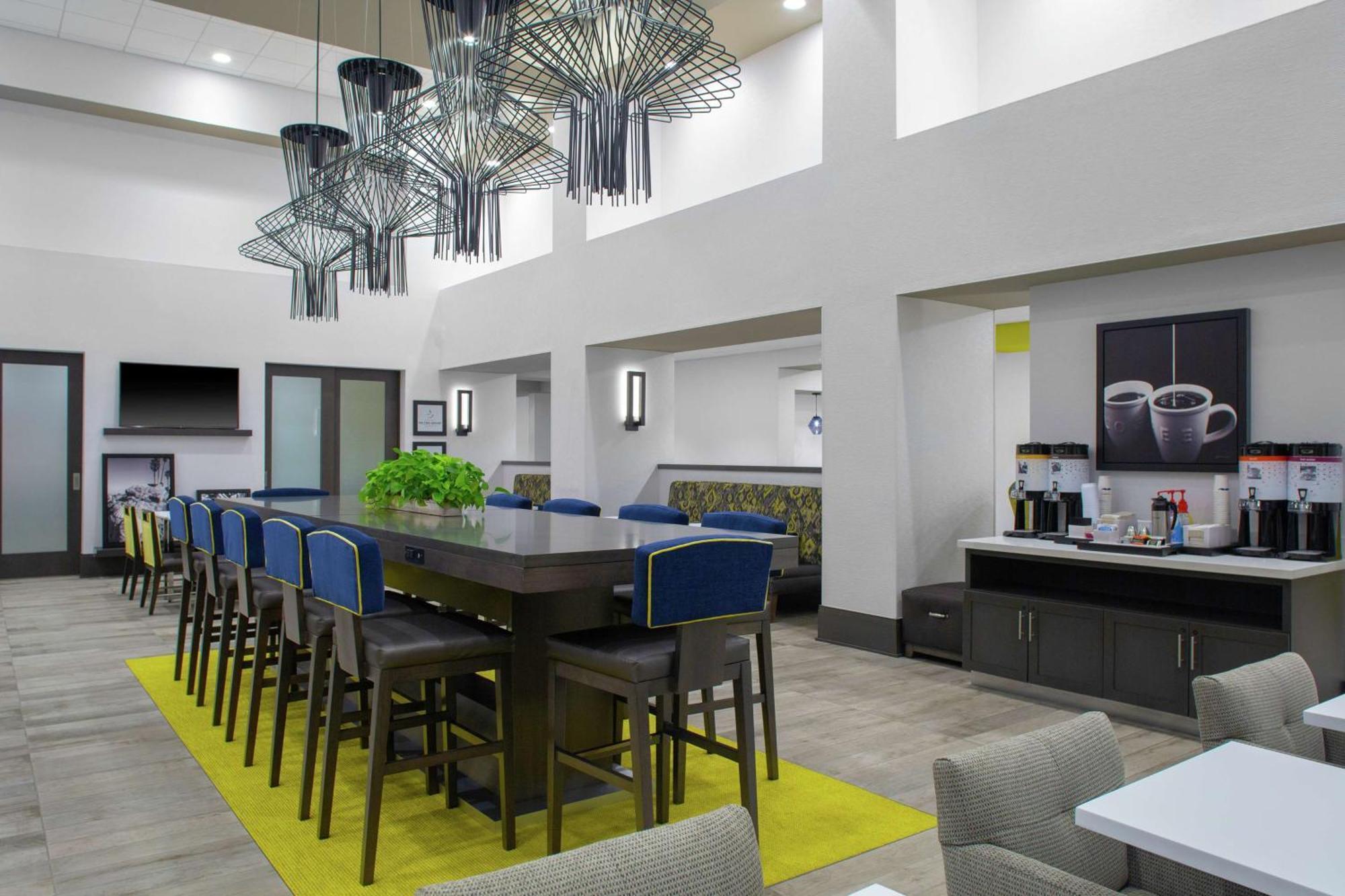 Hampton Inn & Suites Irvine/Orange County Airport Экстерьер фото