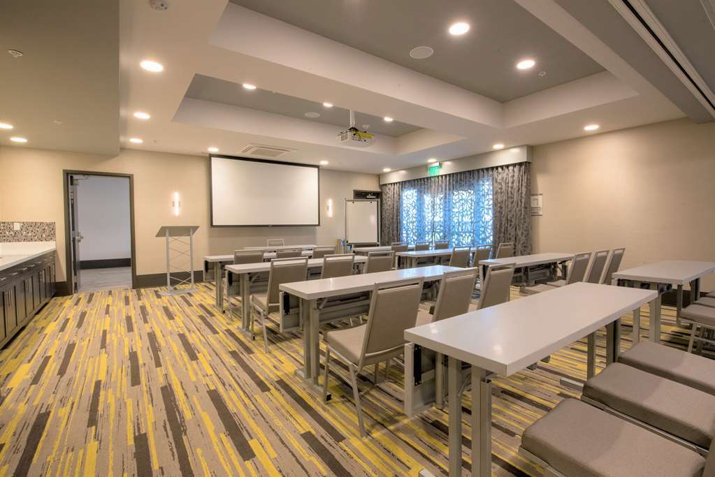 Hampton Inn & Suites Irvine/Orange County Airport Удобства фото